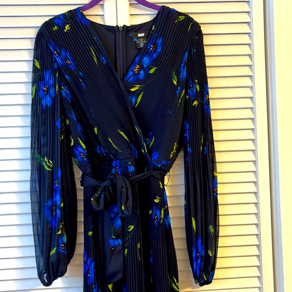 DKNY NAVY FLORAL DRESS